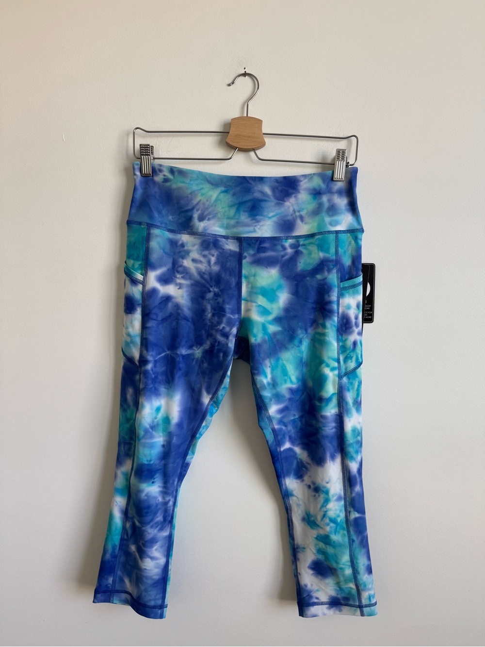 NWT Cropped Leggings